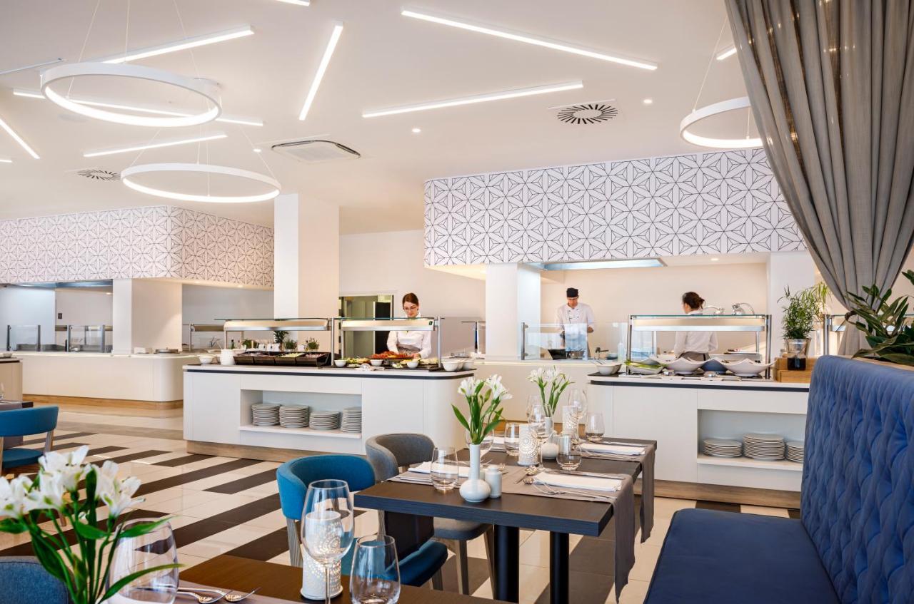 Valamar Carolina Hotel & Villas Kampor Eksteriør bilde